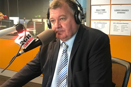 Craig Kelly slams ‘ridiculousness’ of QLD ban on parts of Sydney