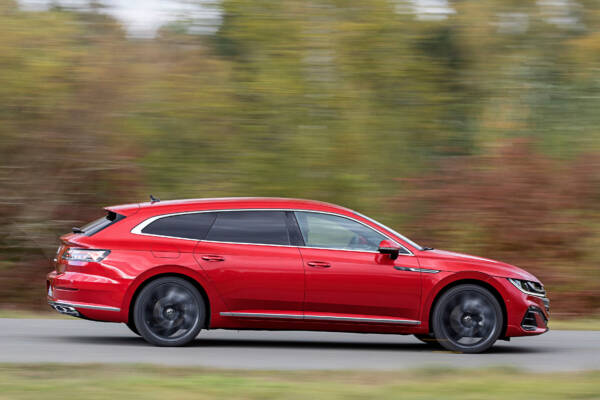 The new 2021 Volkswagen Arteon Shooting Brake R-Line