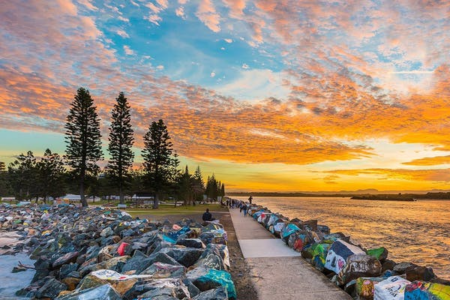 Iconic Port Macquarie breakwall under threat by new upgrade