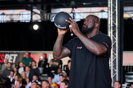 Aussie fans demand refunds after Shaq meet-and-greet fails