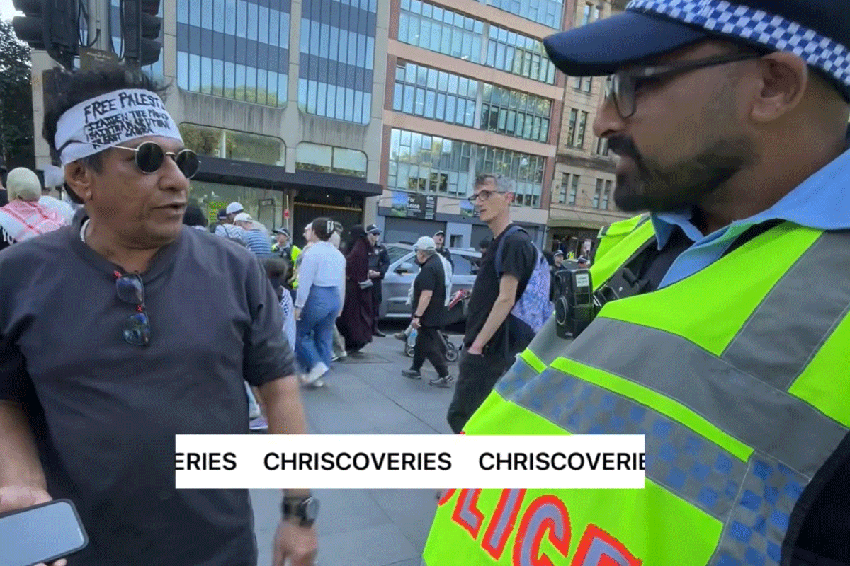 Article image for ‘Should’ve been arrested’: Ray tees off as rogue protestor calls for Jews to be ‘wiped out’