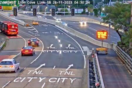 NEW MARKINGS – Clearer signage at entry to Rozelle interchange