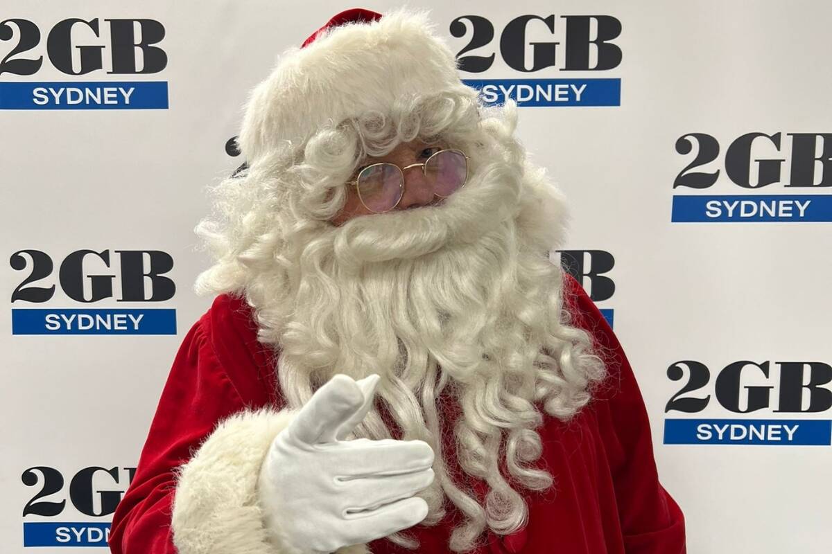 Article image for Exclusive – Santa drops by for 1st interview ahead of Xmas