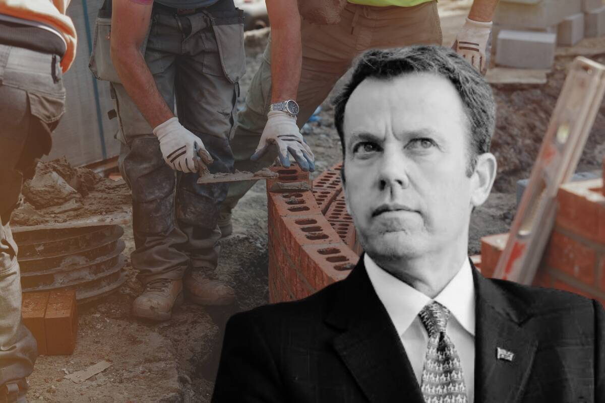 Article image for Shadow Immigration Minister calls out government for tradies exclusion