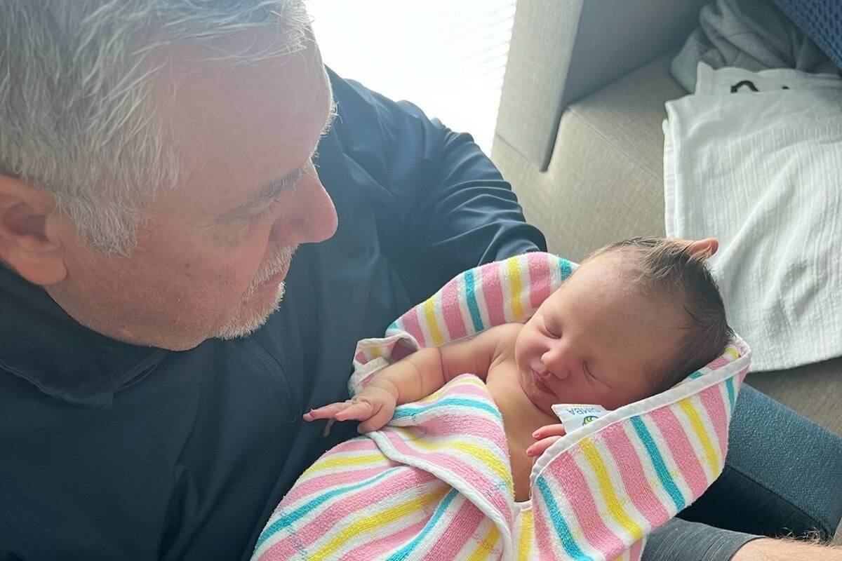 Article image for Ray welcomes new granddaughter