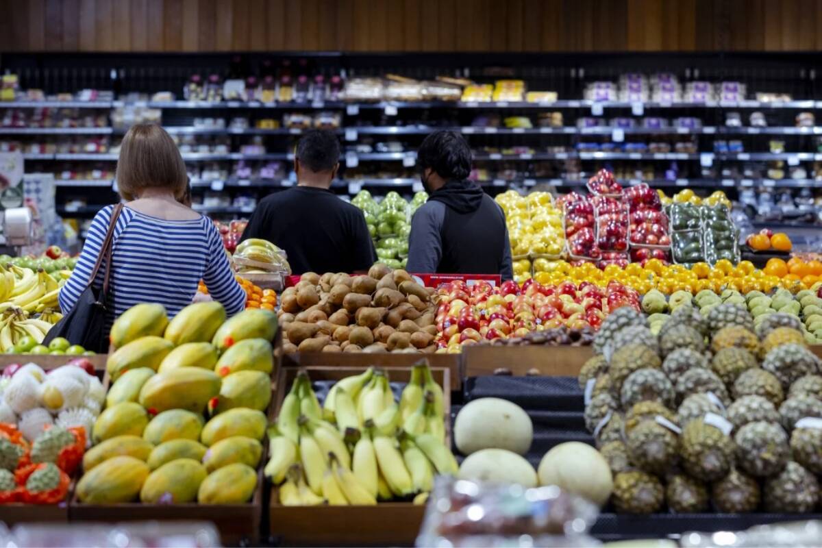 Article image for Supermarket inquiry report recommends price gouging ban and divestiture power