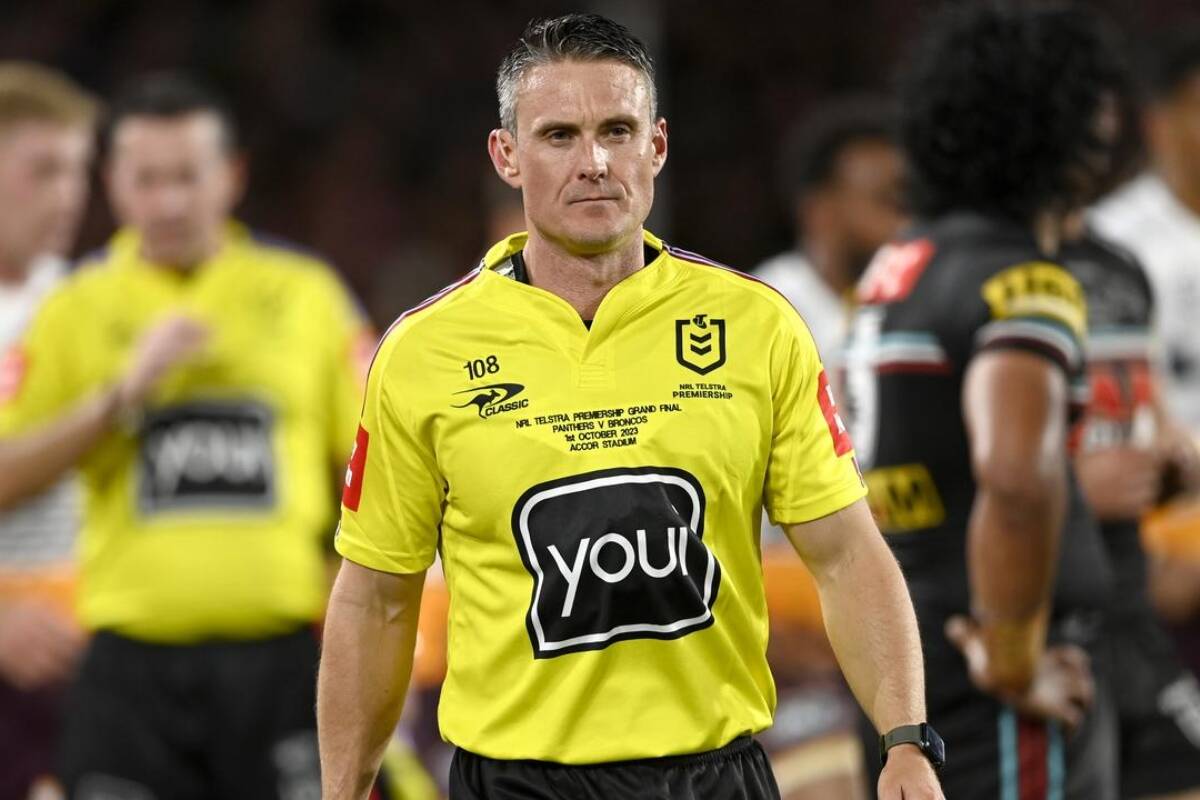 Article image for ‘Pathetic’ – NRL delays referee announcement for State of Origin