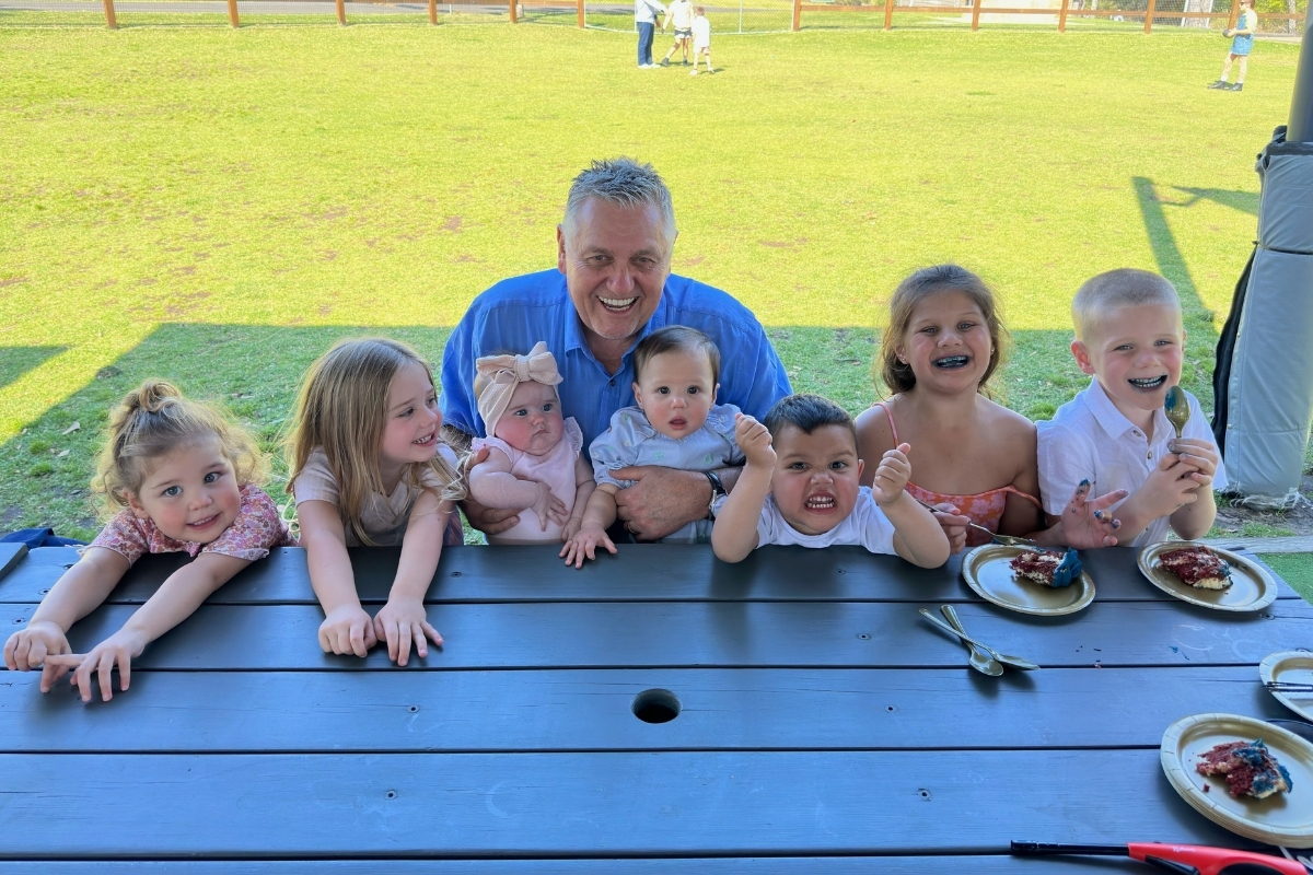 Article image for Ray enjoys quality time with his seven adorable grandchildren!