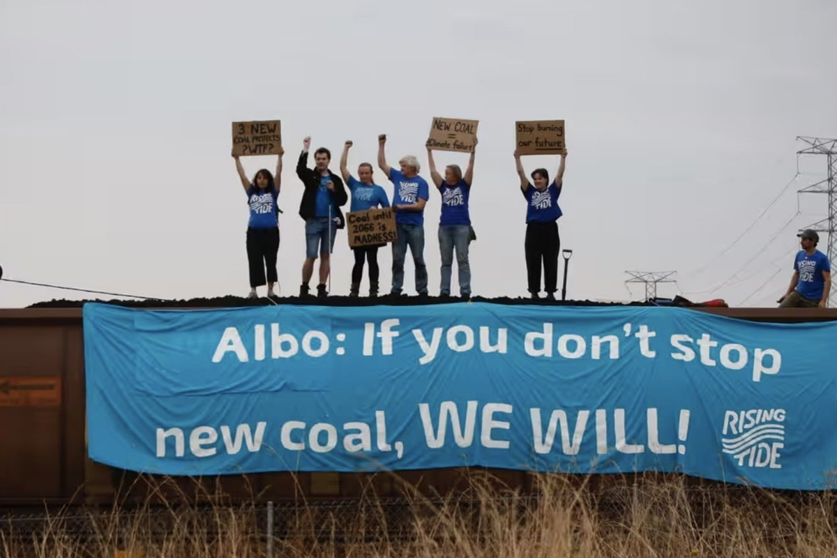 Article image for ‘Blockheads’ – Climate protestors charged after stopping coal train