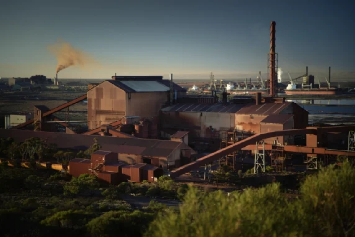 Article image for ‘Green dream fails’ – Iconic steelworks shuts down operations