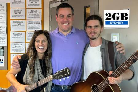 Kasey Chambers performs new song and talks new book