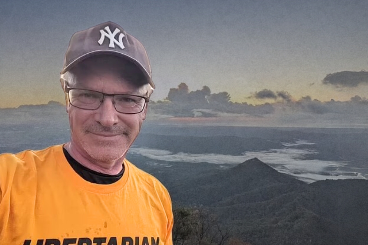 Article image for ‘Fine withdrawn’ – Bushwalker has court win after climbing Mt Warning