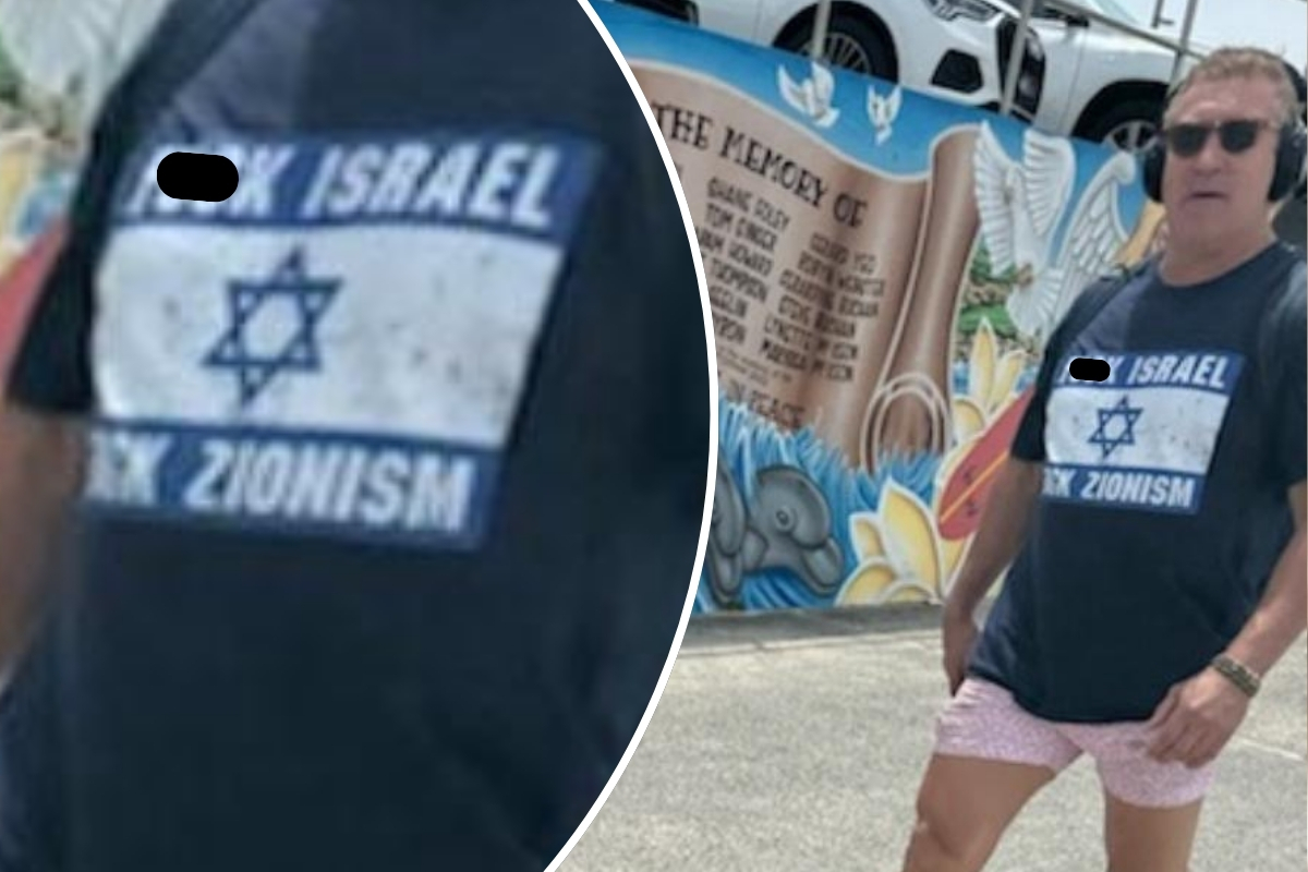 Article image for ‘F— Israel’: Offensive shirt in Bondi Beach sparks outrage