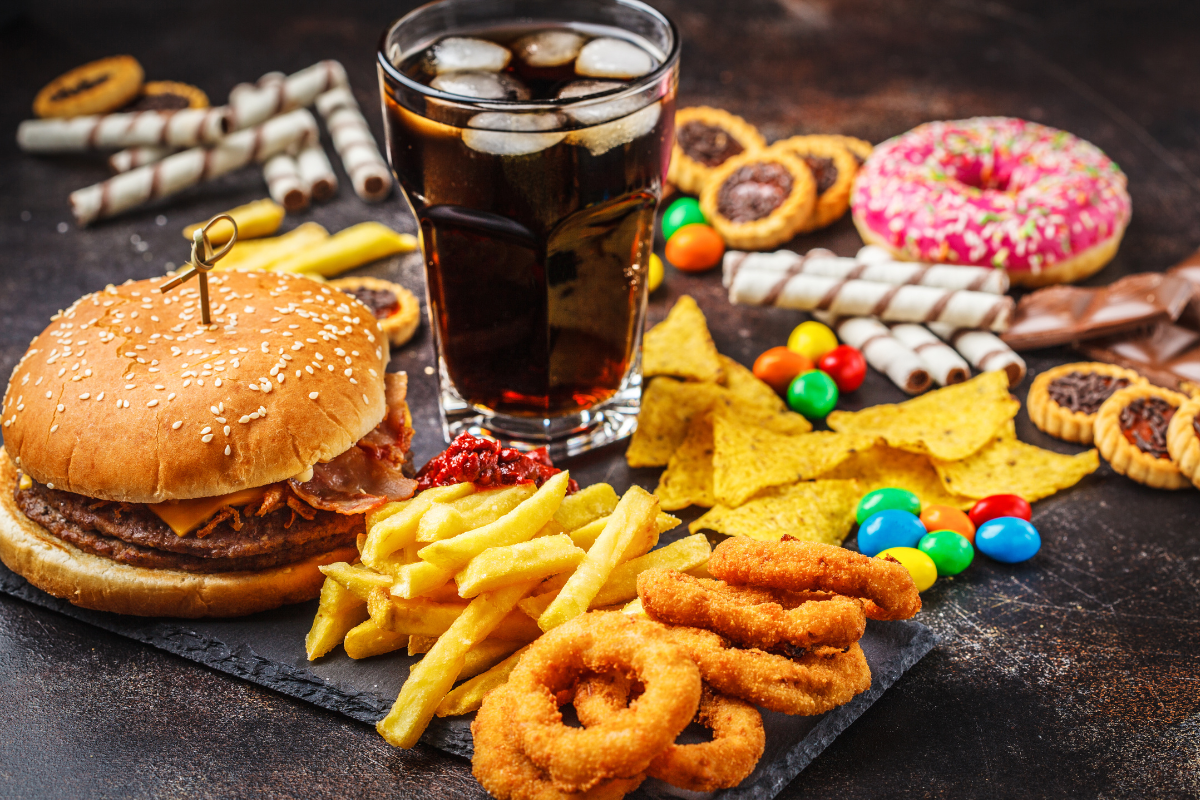 Article image for ‘Is it up to us or the government?’ – Greens call for nationwide junk food advertising ban